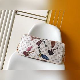 Модель M29449 Neverfull Bandouliere In