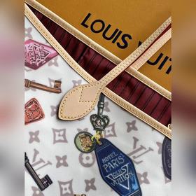 Модель M29449 Neverfull Bandouliere In