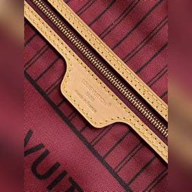 Модель M29449 Neverfull Bandouliere In