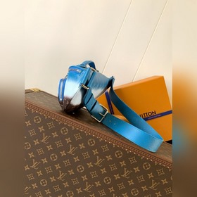 M28023 — сумка-поясная с градиентом си