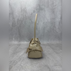 5NE029 (абрикосовый цвет) Miu RibbonBa