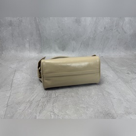 5NE029 (абрикосовый цвет) Miu RibbonBa