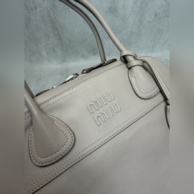 5BB196 (светло-розовый)Miu Vivant — ко