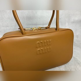 5BB172 (цвет «коньяк») — портфель ново