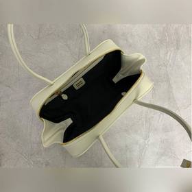 5BB172 (белый) — портфель M в новом ра
