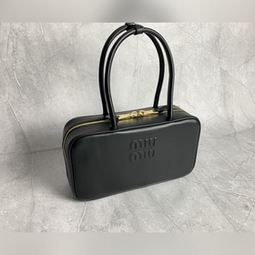 5BB172 — портфель M-серии нового разме