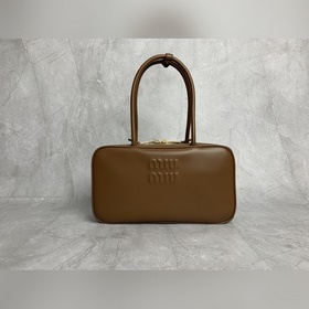 5BB172 — портфель M-серии нового разме