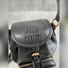 5BZ045 Новая модель мини-рюкзака MIU в