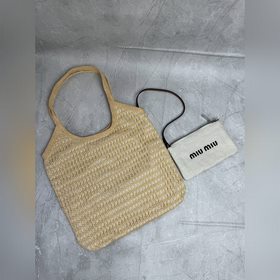 5BG231 MIUMI Льняная сумка-тоут — эта 