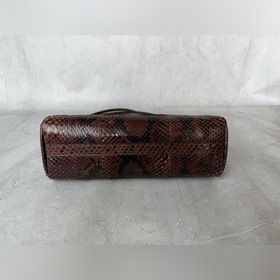 5BF130 — эксклюзивная модель сумки Miu