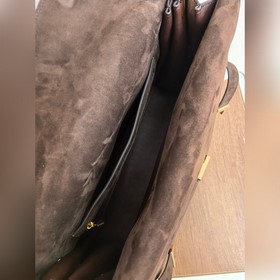 Коллекция больших замшевых сумок через