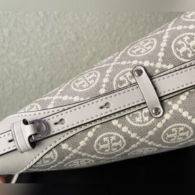 1631 TORY BURCH T MONOGRAM MESSENGER B