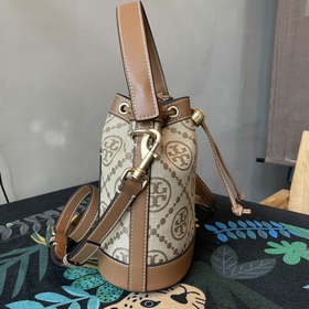 1615 Сумка-ведро TORY BURCH Monogram ц