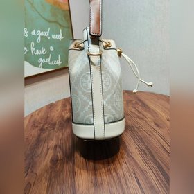 Артикул 1615. TORY BURCH Monogram — но