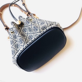 Новая сумка-ведро Tory Burch с классич