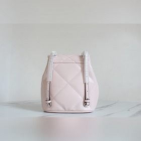 Новая модель рюкзака Tory Burch «Kira