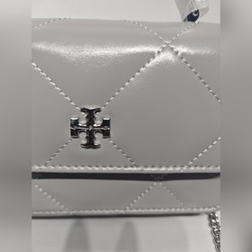 Мини-сумка Tory Burch Kira на цепочке,