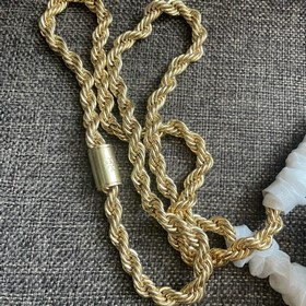 206 Поступила модель Tory Burch из кол