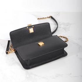 Tory Burch, сумочка Britten с цепочкой