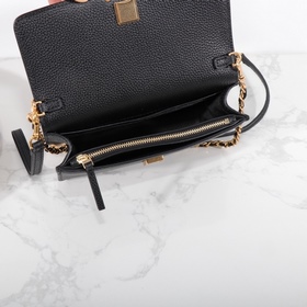 Tory Burch, сумочка Britten с цепочкой