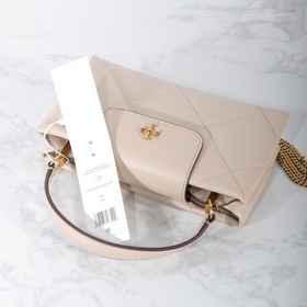 Tory Burch Kira 2026 — новая модель ми