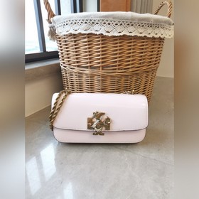 Tory Burch： знакомьтесь с новой сумкой