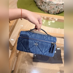Новая косметичка.Новинка от Tory Burch