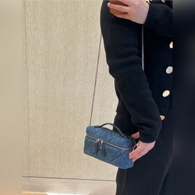 Новая косметичка.Новинка от Tory Burch