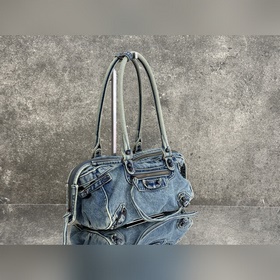 BALENCIAGA LE City — длинная джинсовая