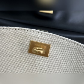 Сумкиз коллекции BALENCIAGA RODEO BAG 