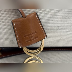 Сумка из коллекции BALENCIAGA RODEO BA