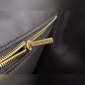 Сумка из коллекции BALENCIAGA RODEO BA