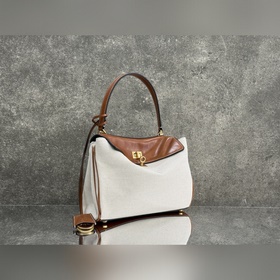 Сумка из коллекции BALENCIAGA RODEO BA