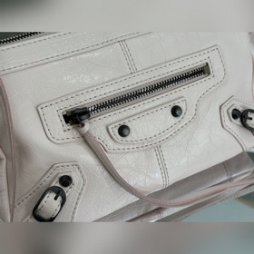 Сумка BALENCIAGA*LE CITY MOTO впервые