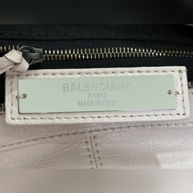 Сумка BALENCIAGA*LE CITY MOTO впервые