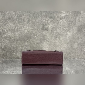 Balenciaga City S — классическая мотоц