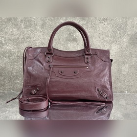 Balenciaga City M — классическая сумка