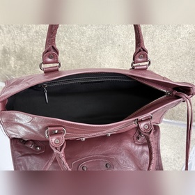 Balenciaga City M — классическая сумка