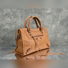 Balenciaga City M, классическая мотоци
