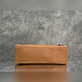 Balenciaga City M, классическая мотоци