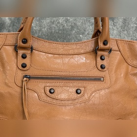 Balenciaga City M, классическая мотоци