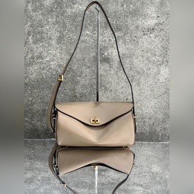 Сумка BALENCIAG Le 7 — роскошная сум