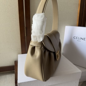 CELIN_E 2026 Новинка с подиума： сумка