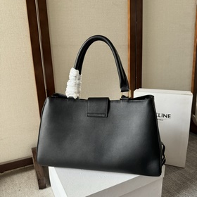 CELINE 23： новая модель сумки среднего