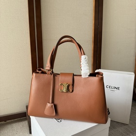 CELINE 23： новая модель сумки среднего