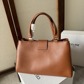CELINE 23： новая модель сумки среднего