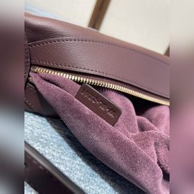 CELINE ROMY： Реальная модель Romy прос