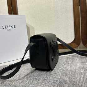 Новинка Celine 22s — новая серия «Cuir