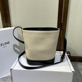 Новая модель сумки CELINE «CUIR» из ко