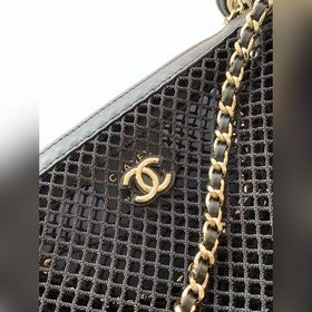 25s — маленькая красная сумка с ажурно